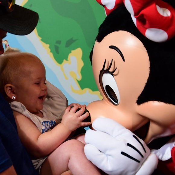 Meet your Posher, Nicole - Picture 1 of 1